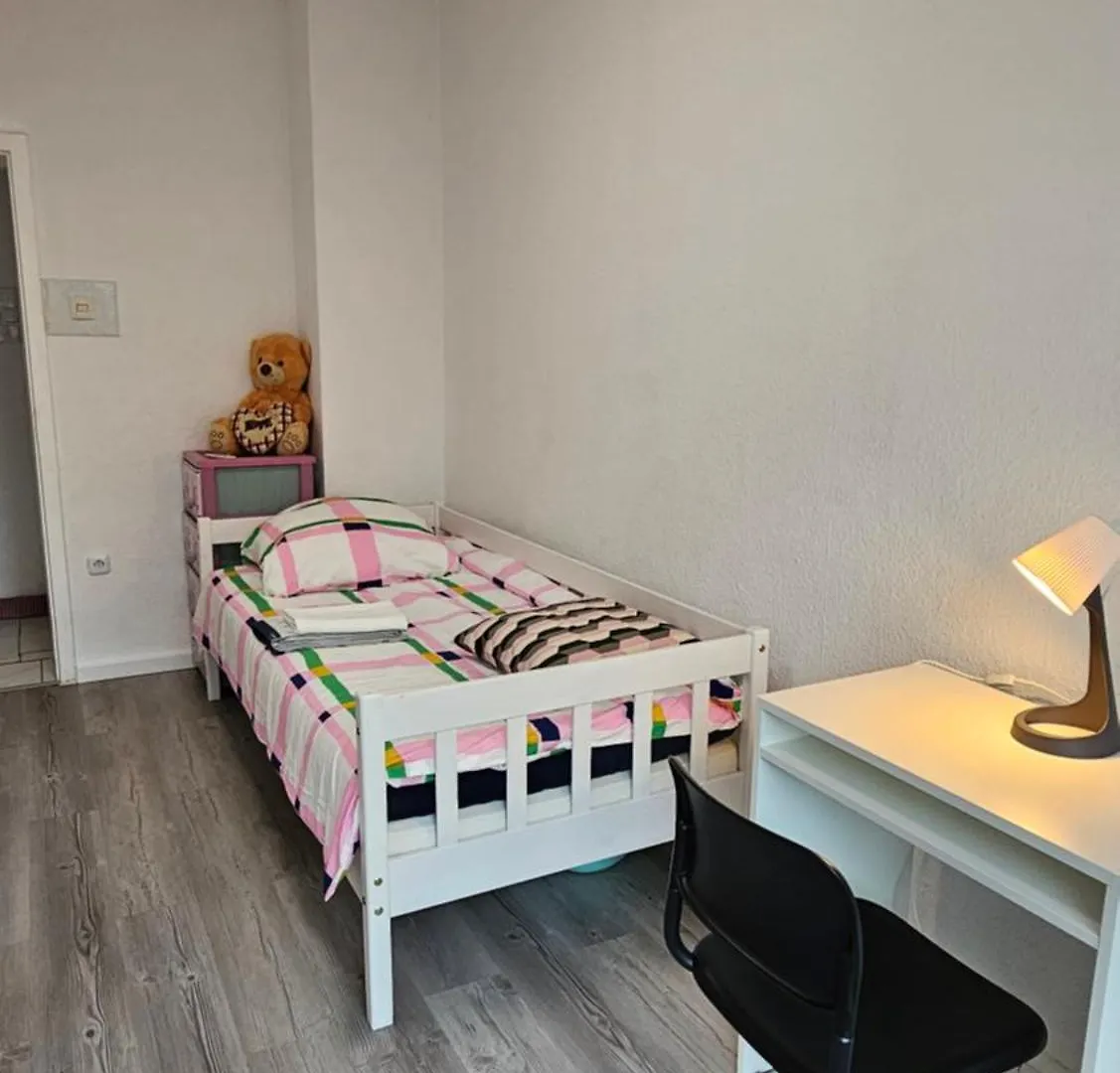 Zimmer In Bilk-Zentrum Duesseldorf