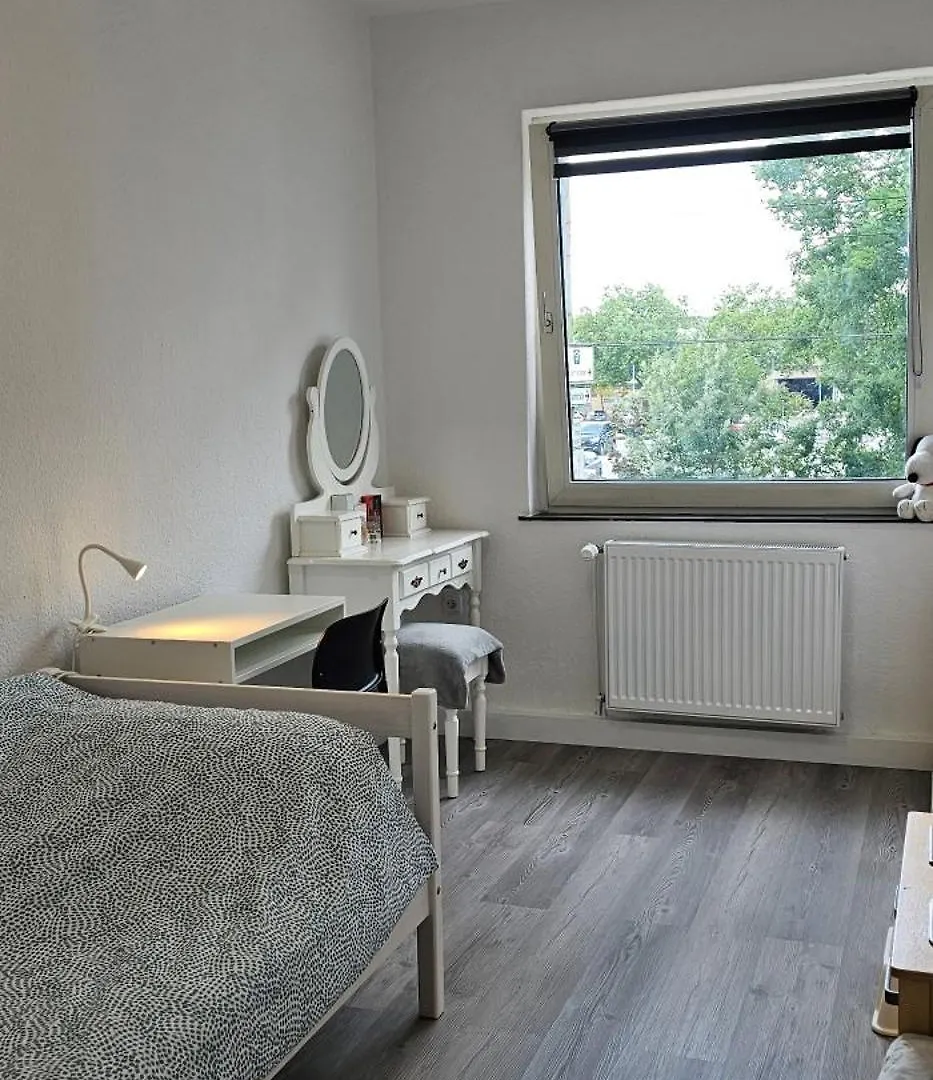 Zimmer In Bilk-Zentrum Duesseldorf